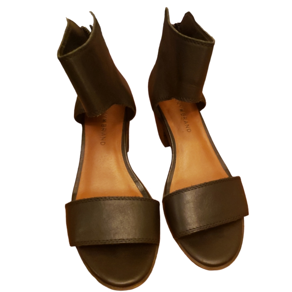 LUCKY BRAND Barbina Leather Ankle Cuff Sandals sz 7